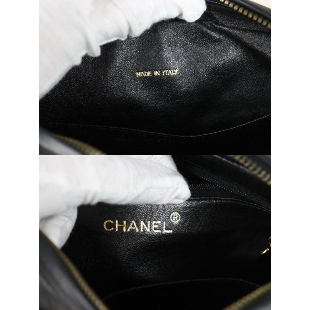 Good ( Rank AB)｜ CHANEL Lamb Skin Camera Bag Shoulder Bag Black  Made in 1991-1994Year ｜P24083002