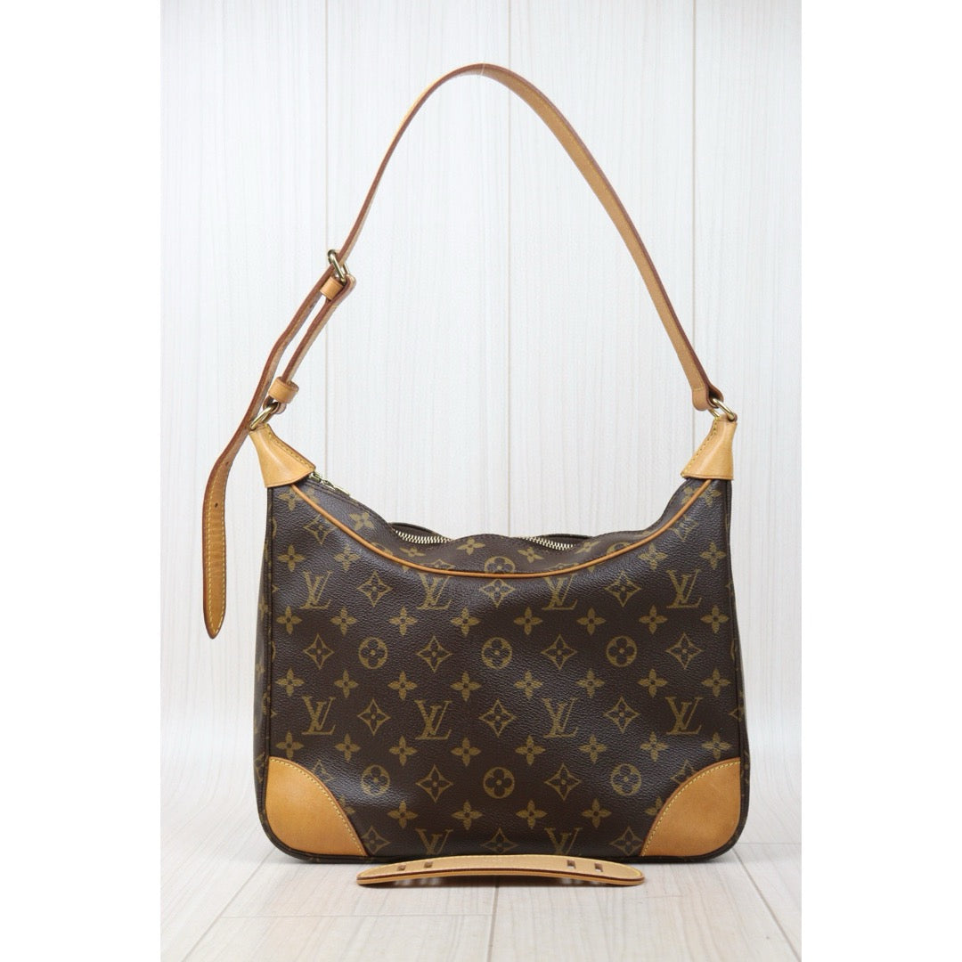 Good ( Rank AB)｜LV Monogram Boulogne 30 Shoulder Bag ｜24122304