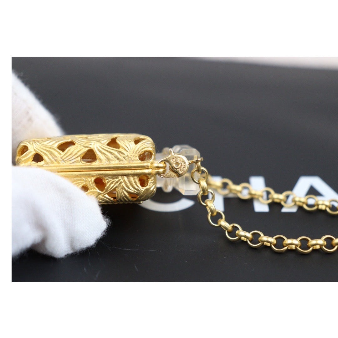 Rank A ｜ CHANEL Vintage Perfume No5 Brass Perfume Necklace  ｜23110705