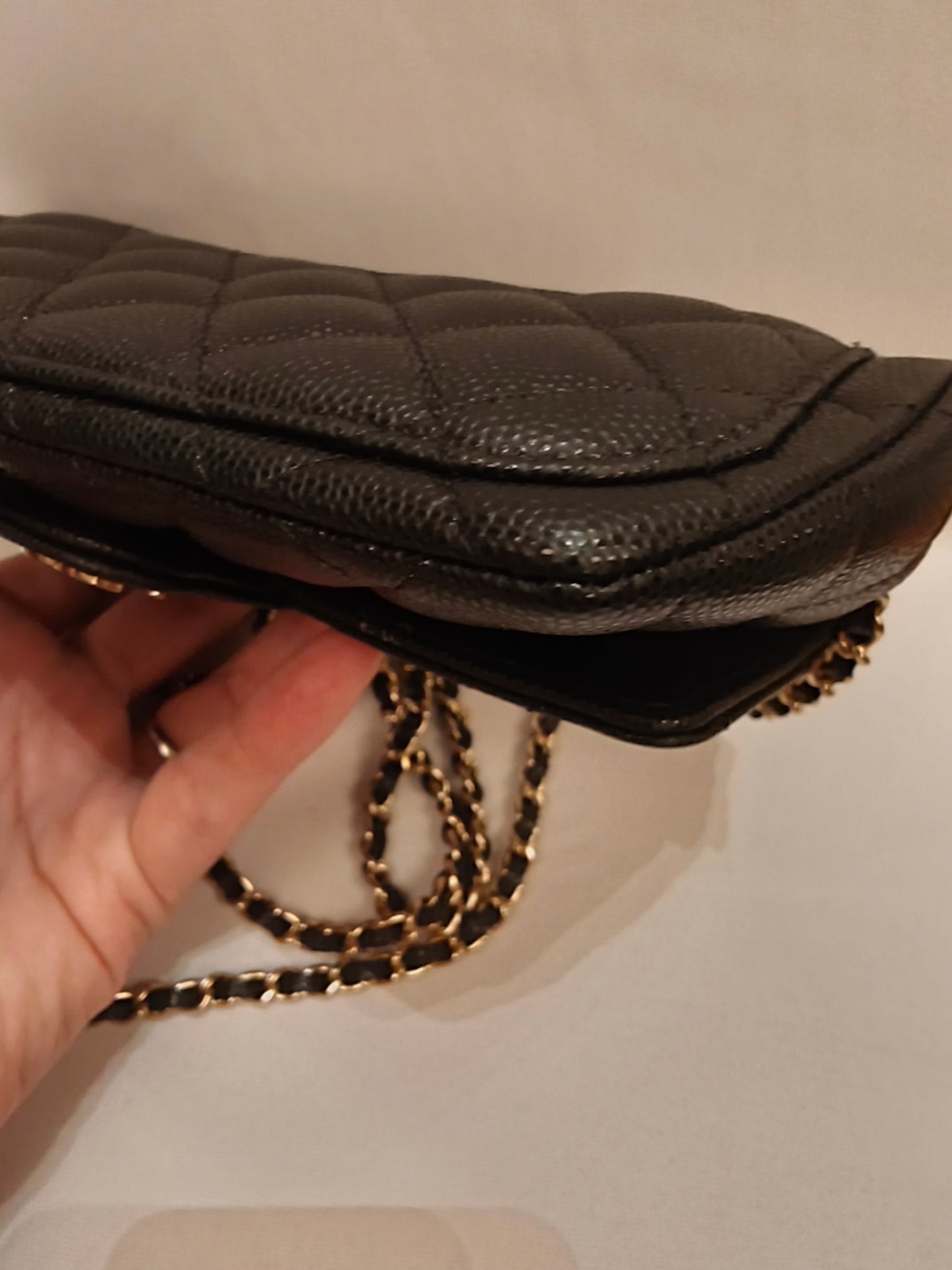 Include Entrupy Certificate of Authenticity｜Very Good ( Rank A)｜ CHANEL Caviar Skin  Calf Leather Black Shouldrr Bag