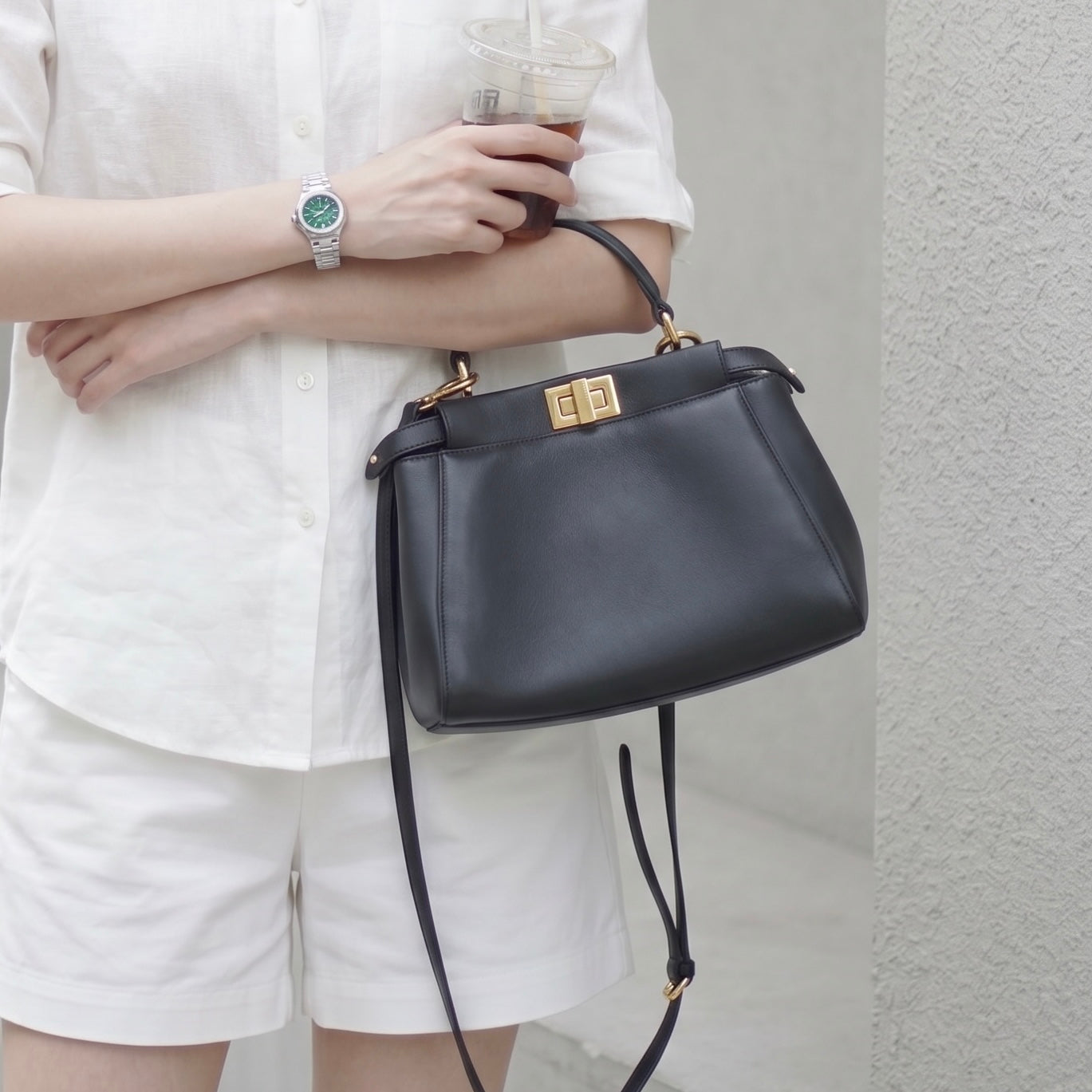Include Entrupy Certificate of Authenticity｜Good ( Rank AB) ｜ FENDI Calf Leather Peekapoo iconic mini Handbag With Shoulder Bag Black｜S26062902