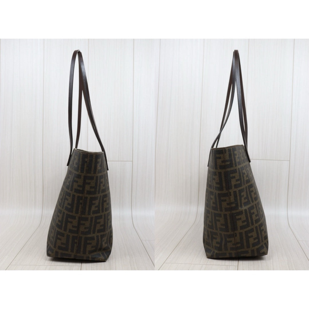 Good ( Rank AB)｜ FENDI Zucca Mamma PVC Baguette Tote Bag｜25122312