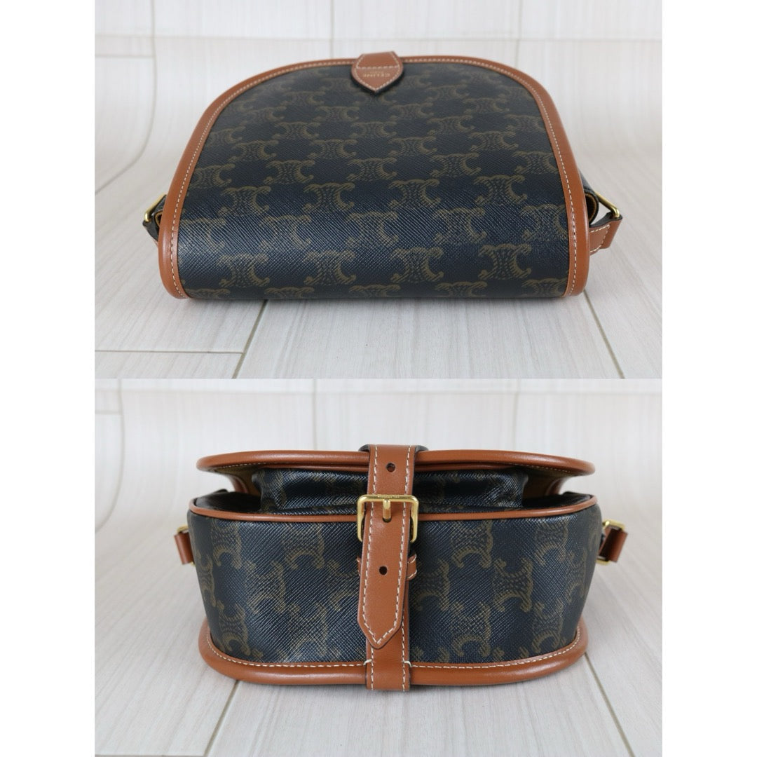 Very Good ( Rank A) ｜ CELINE Macadam Triomphe Cross Body Shoulder Bag Current Model｜S25102803