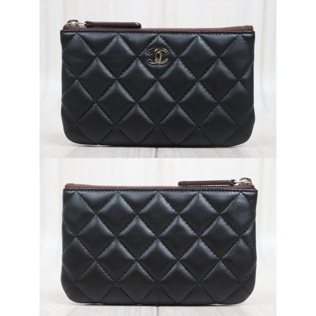 Very Good ( Rank A)｜ CHANEL Coco Mark Lambskin Classic Small Pouch  Black Made In 2014-2015Year｜25091209