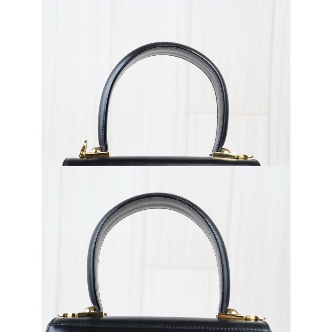 Rank A ｜Ferragamo Gancini 2WAY Handbag Shoulderbag｜24081912