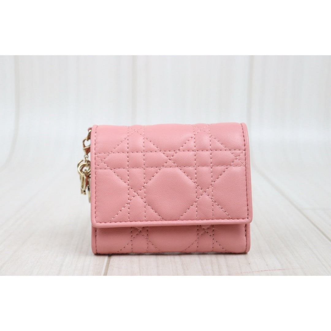 Very Good ( Rank A)｜ Dior Lamb Skin Pink Wallet｜25100704