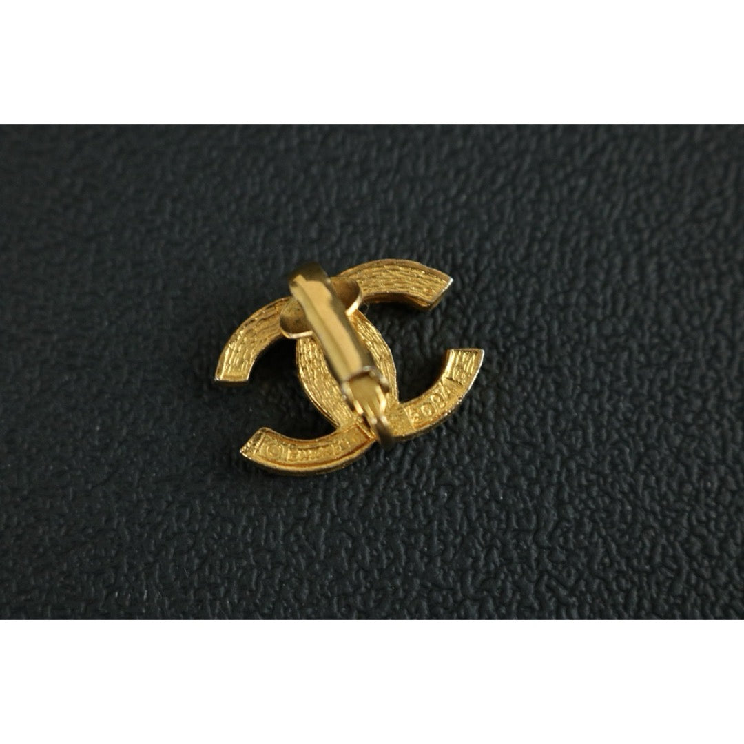Include Authentic Detective Certificate of Authenticity｜Very Good ( Rank A) ｜ CHANEL  Coco Mark Golden Plated Rhinestone  Earrings ｜26070301