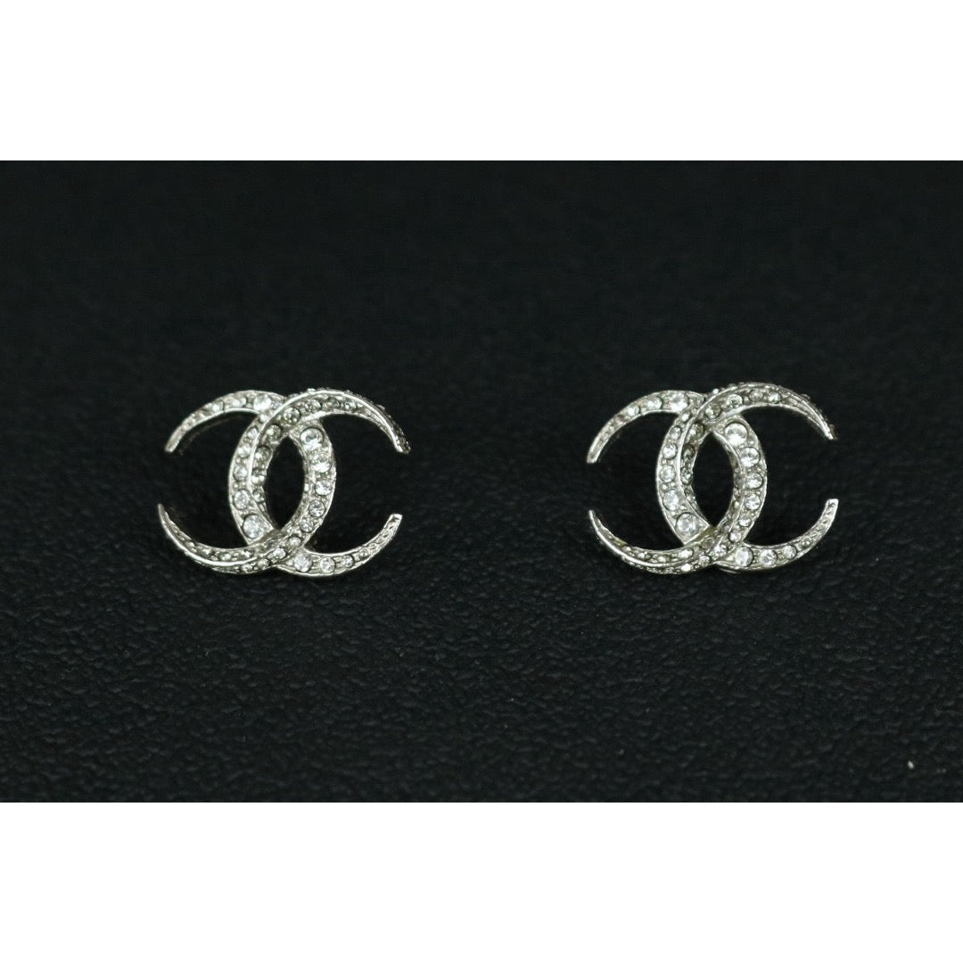 Include Authentic Detective Certificate of Authenticity｜Very Good ( Rank A) ｜CHANEL B15C COCO Mark Rhinestone Earrings Made In 2015Year｜S26061004