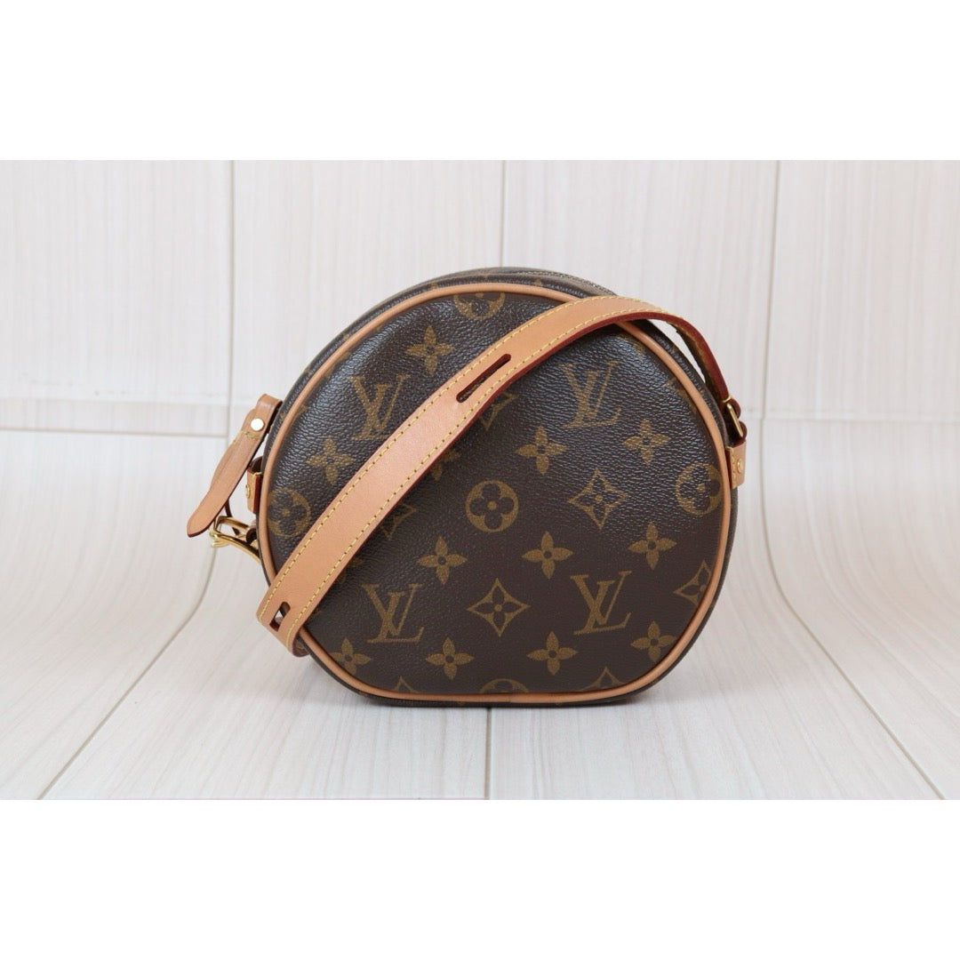 Very Good ( Rank A)｜ LV Monogram Boit Chapeau Supr PM Shoulder Bag IC Chips｜S24100205