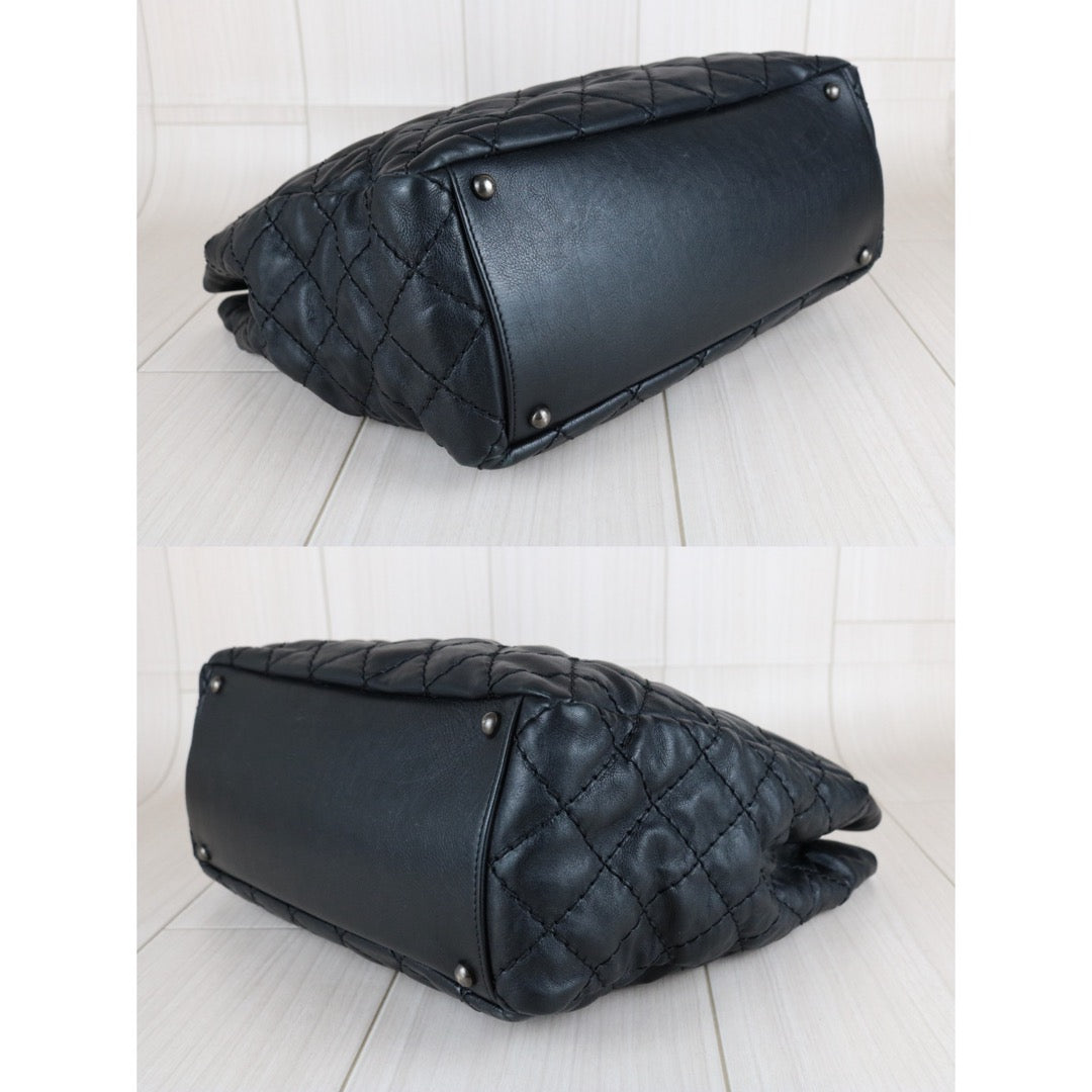 Include Entrupy Certificate of Authenticity｜Good ( Rank AB) ｜CHANEL Calf Leather Chain Tote Shoulder Bag Black Made in 2013-2014Year｜S26011102