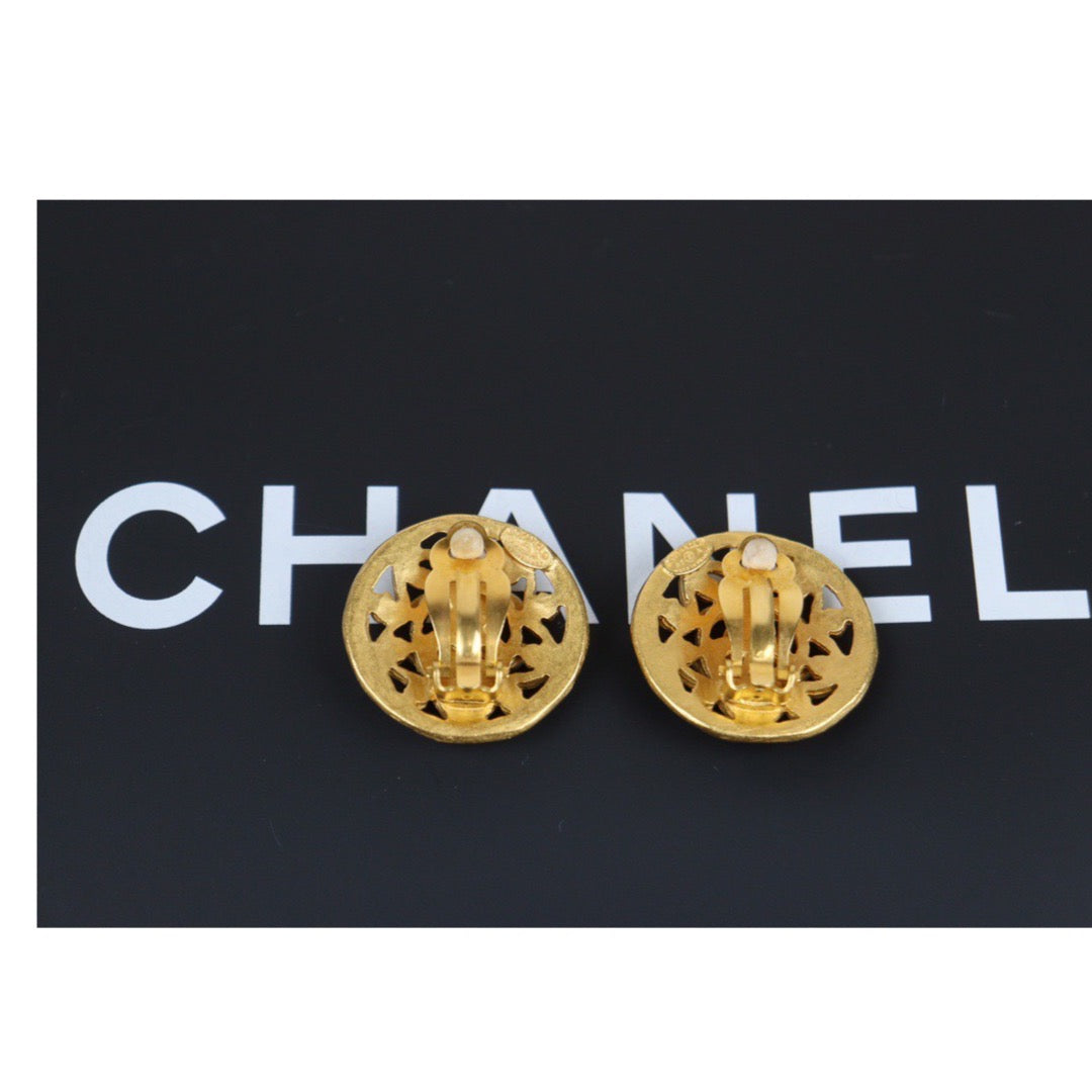 Rank A ｜CHANEL Coco Mark Gold 24 Plated Earrings ｜24010508