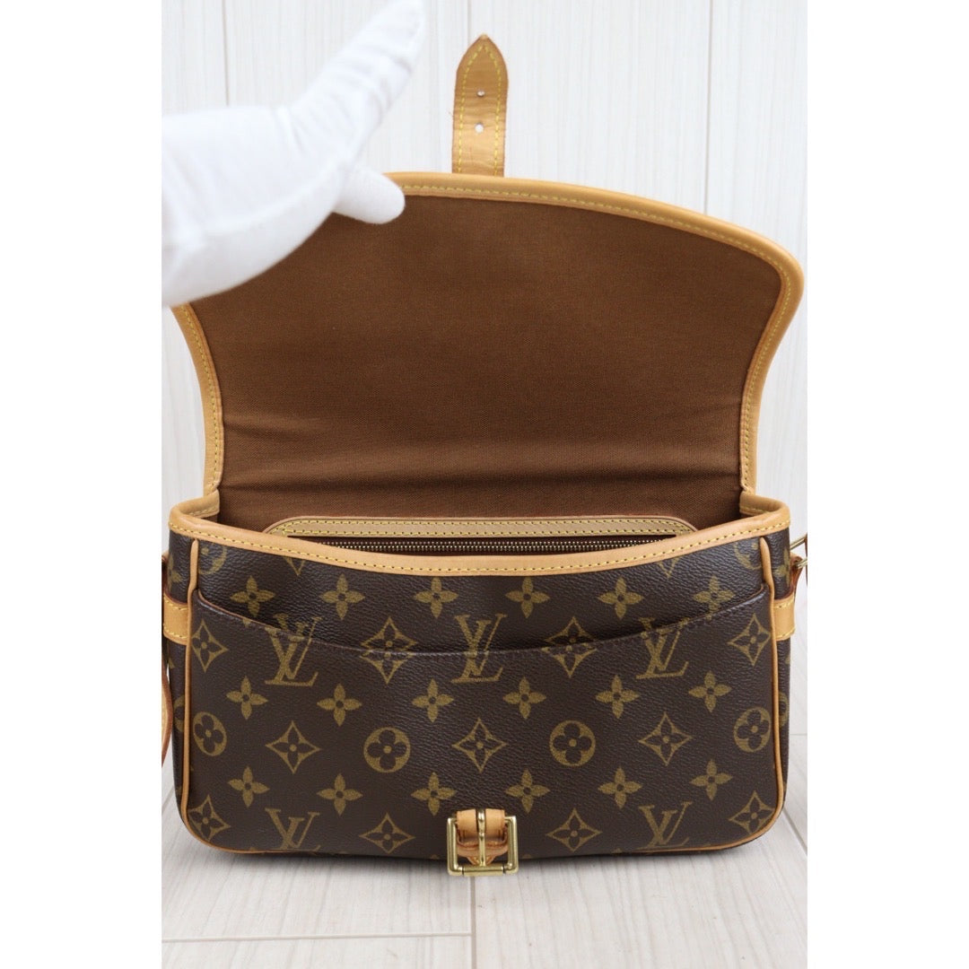 Rank AB ｜LV Monogram Sologne ShoulderBag｜23102814