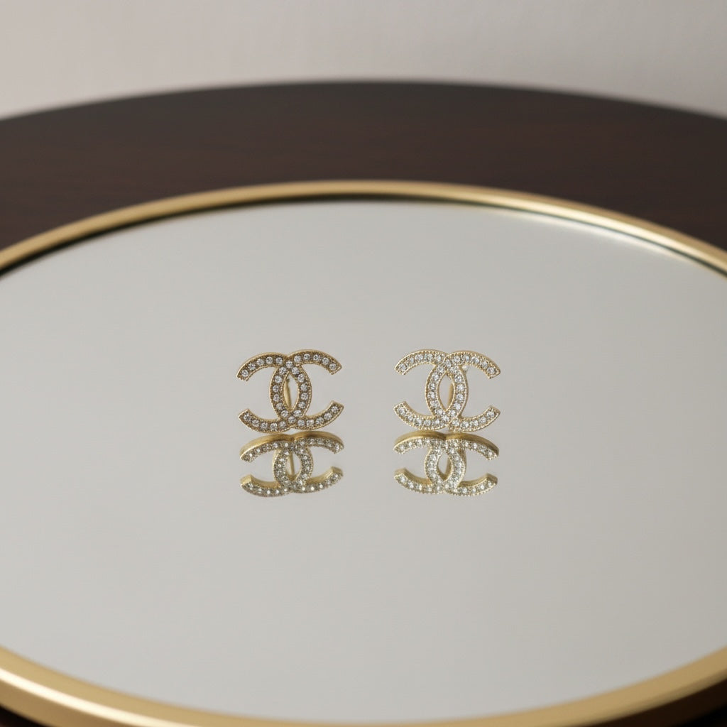 Include Authentic Detective Certificate of Authenticity｜Very Good ( Rank A) ｜CHANEL A13A COCO Mark Rhinestone Earrings Made In 2013 Year｜S26062501