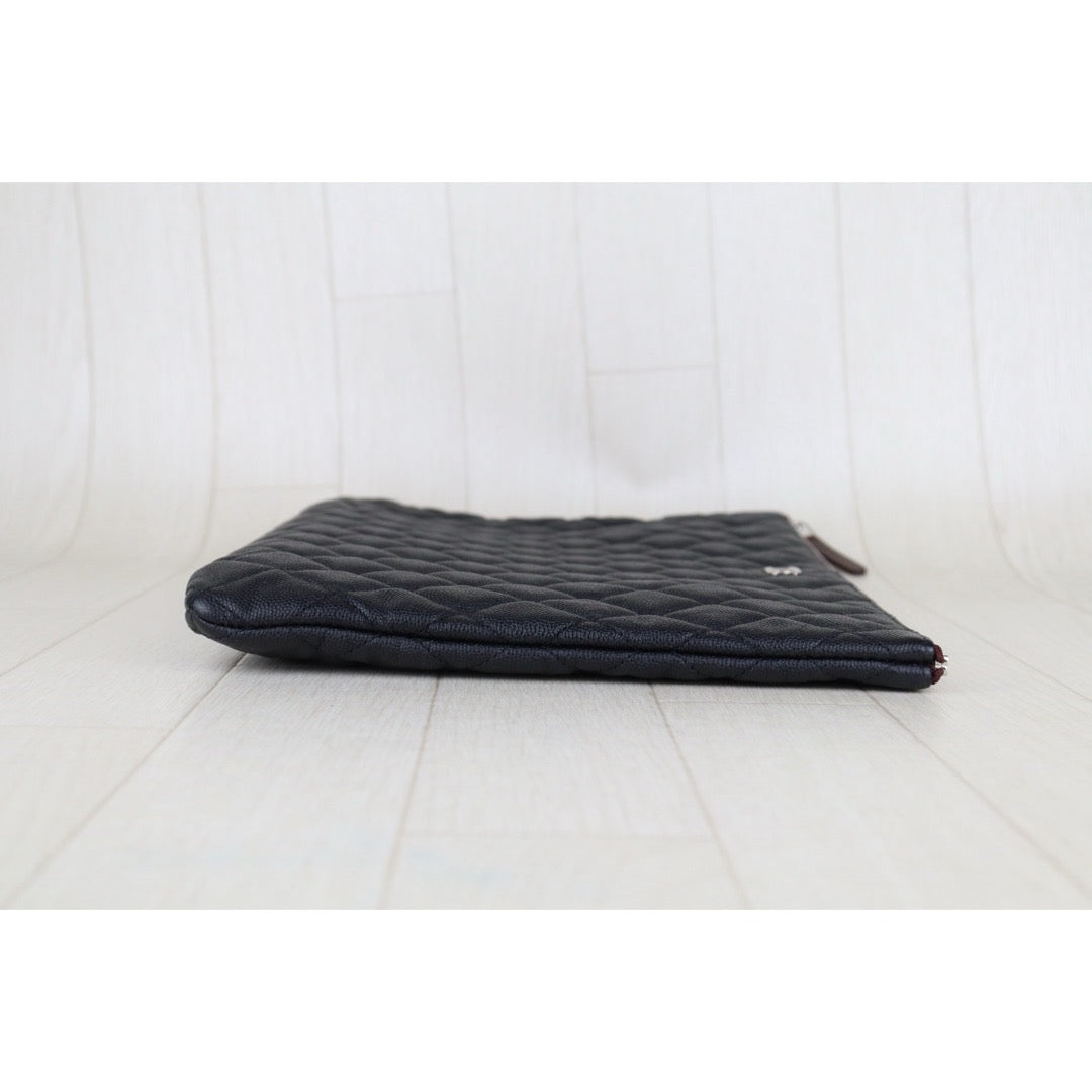 Very Good ( Rank A)｜ CHANEL Caviar Skin  Klassische Pochette Mit Reissverschluss  Black Made In 2018Year｜S25062315