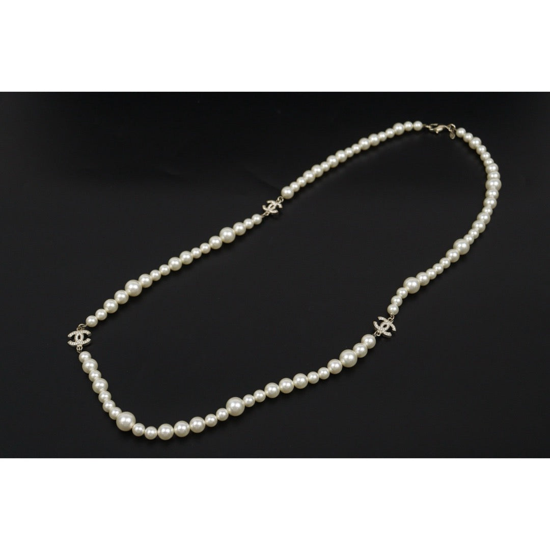 Very Good ( Rank A)｜ CHANEL Coco Mark Pearl Rhinestone  Necklace｜S25110435