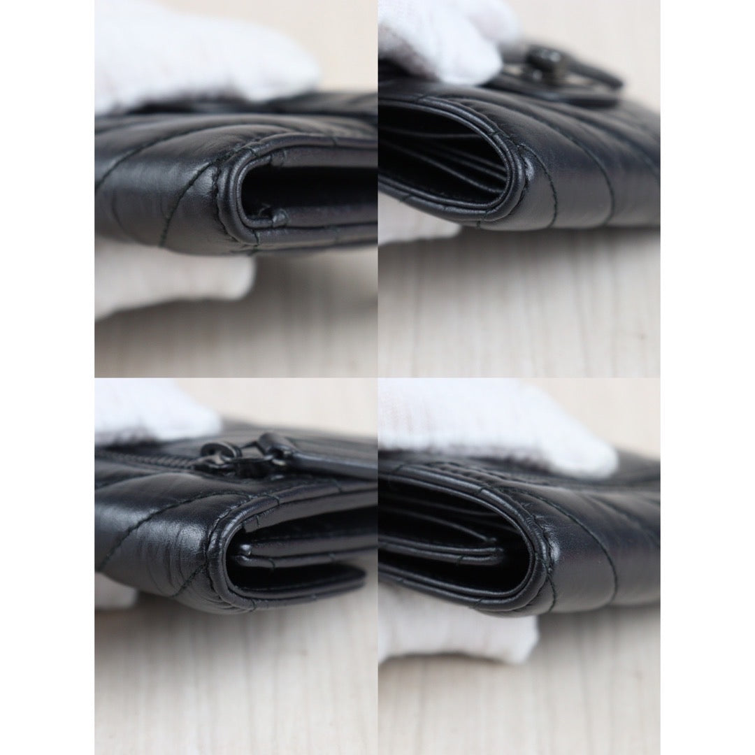 Rank A ｜Chanel 2.55 Leather Trifold Wallet Black｜V23080103