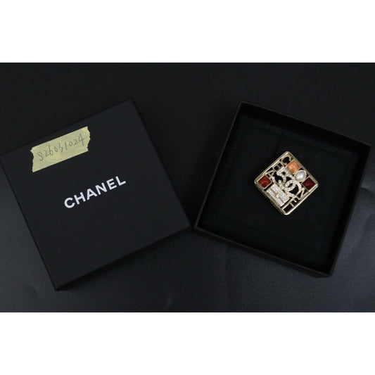Excellent（Rank SA）｜ CHANEL A23B Coco Mark  Rhinestone Square Brooch ｜S26031024