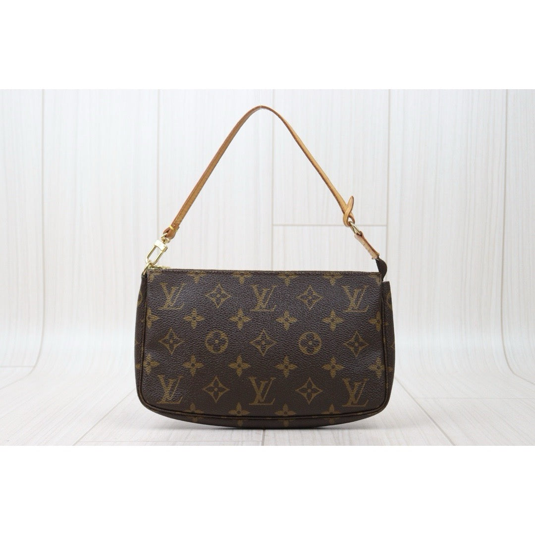 Rank AB ｜ LV Monogram Pochette Accessoires Vintage Model｜V24050942