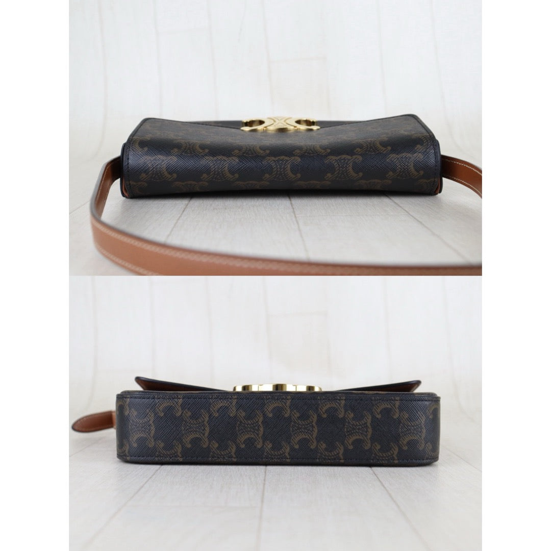 Very Good ( Rank A)｜ CELINE Macadam Triomphe Shoulder Bag  Golden Hardware｜S25121116