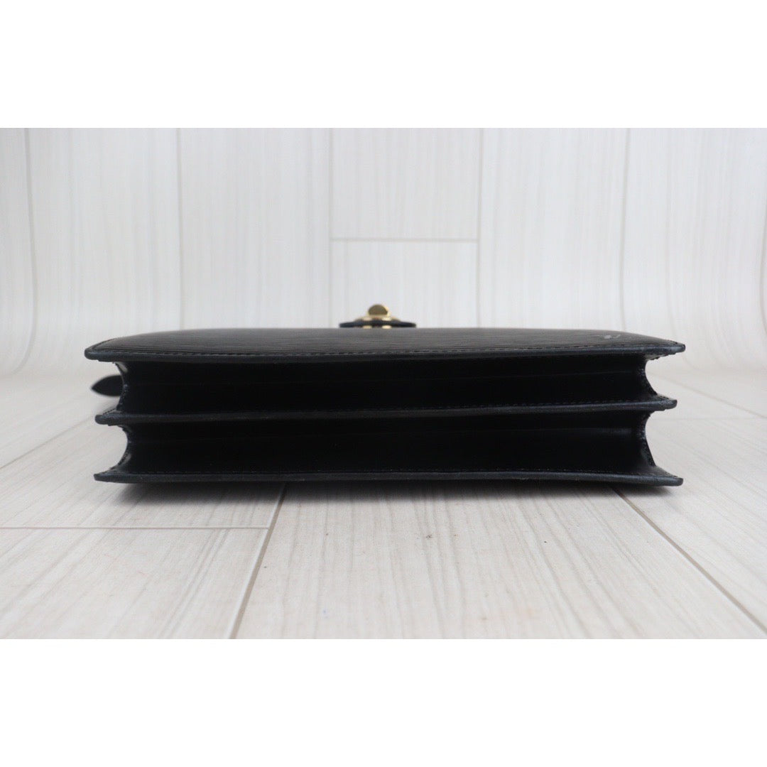 Rank A｜ LV Epi Shoulder Bag Black｜23090720