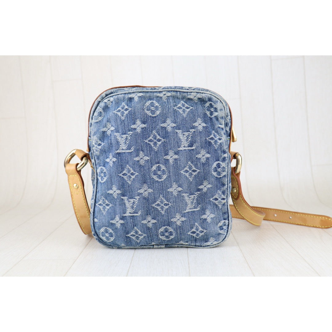 Good ( Rank AB) ｜LV Monogram Denim Blue Camera Bag Shoulder Bag｜H25022407