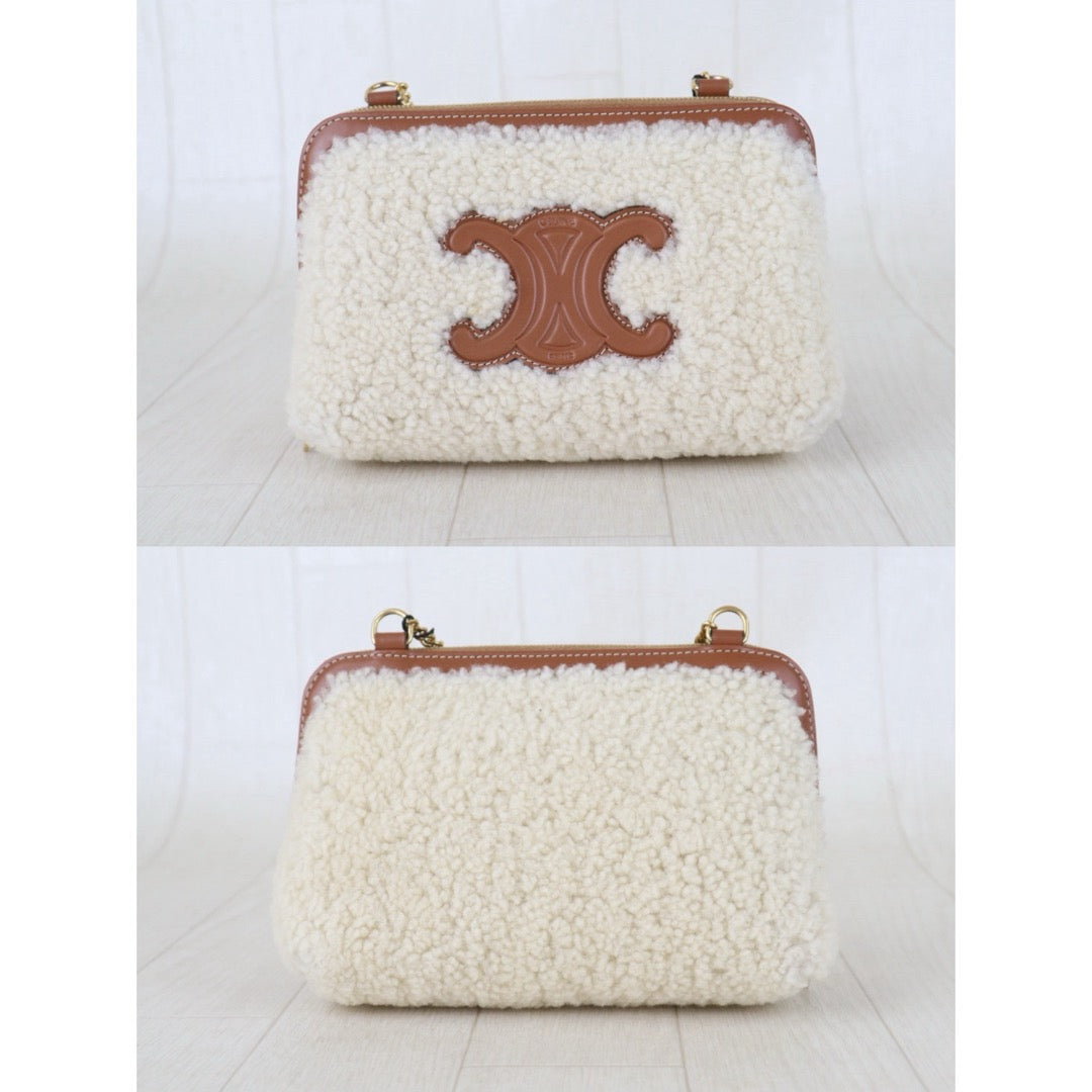 Include Entrupy Certificate of Authenticity｜Very Good ( Rank A)｜ CELINE Cuir Triomphe Triomphe Shearling Chain Bag｜S26090716