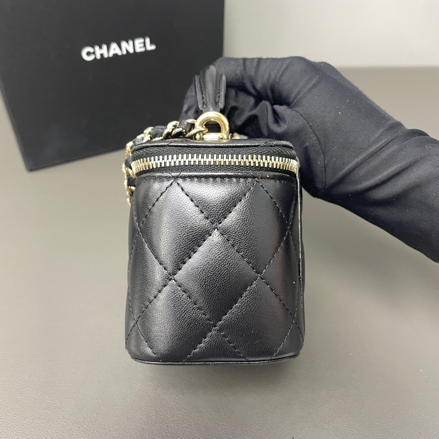 First installment 1/3｜ Include Entrupy Certificate of Authenticity｜Good ( Rank AB)｜CHANEL Lamb Skin Mini Black Chain