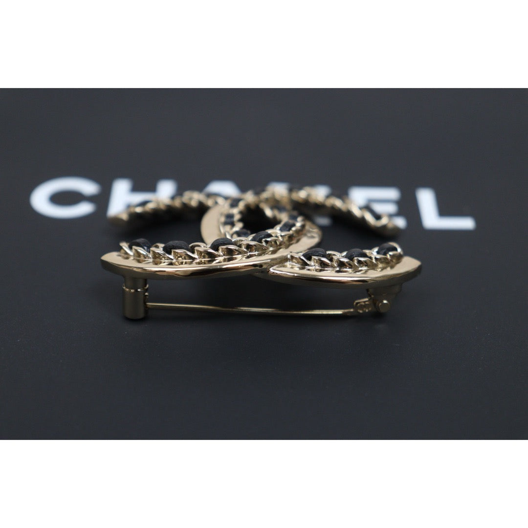 Include Authentic Detective Certificate of Authenticity｜Very Good ( Rank A)｜ CHANEL B22P Coco Mark Matrasse Brooch Made In 2022Year ｜S26060603