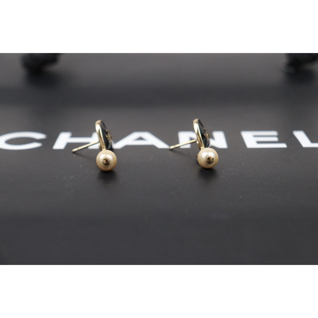 Good ( Rank AB)｜CHANEL Pearl COCO Mark Drop Stud Earrings ｜V25012114