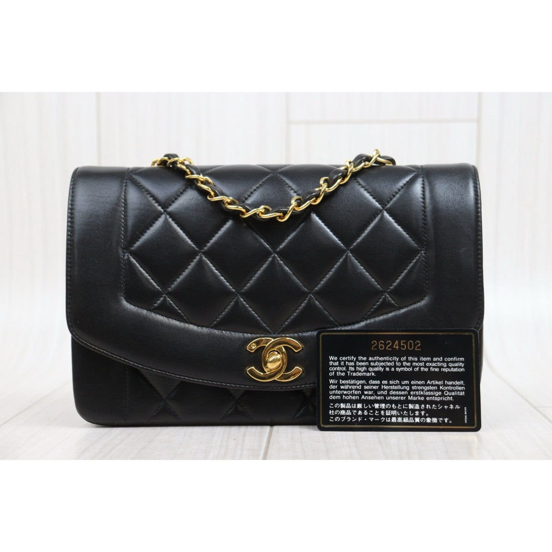 Include Entrupy Certificate of Authenticity｜Good ( Rank AB)｜ CHANEL  Lamb Skin Matrasse Chain  Diana 22 Shoulder Bag Made in 1991-1994Year｜26040604