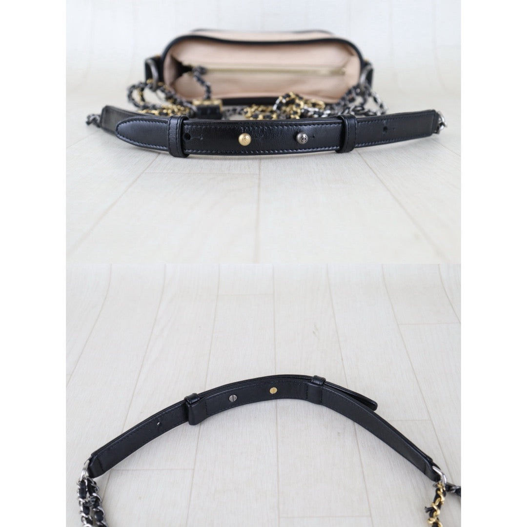 Include Entrupy Certificate of Authenticity｜Excellent（Rank SA） ｜ CHANEL Calf skin Gabrielle Small Shoulder Bag Black and Beige Made In 2019 Year｜Z26101204