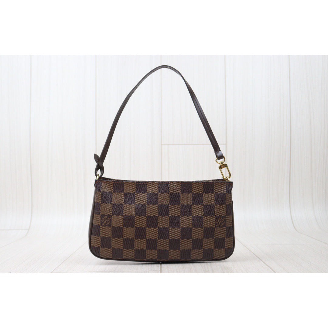 Rank AB ｜ LV Damier Pochette Accessoires ｜24070907