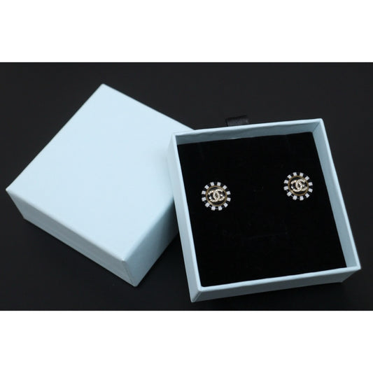 Include Authentic Detective Certificate of Authenticity｜Very Good ( Rank A) ｜CHANEL D23C COCO Mark  Black Acrylic Rhinestone Earrings Made In 2023Year｜S26031007