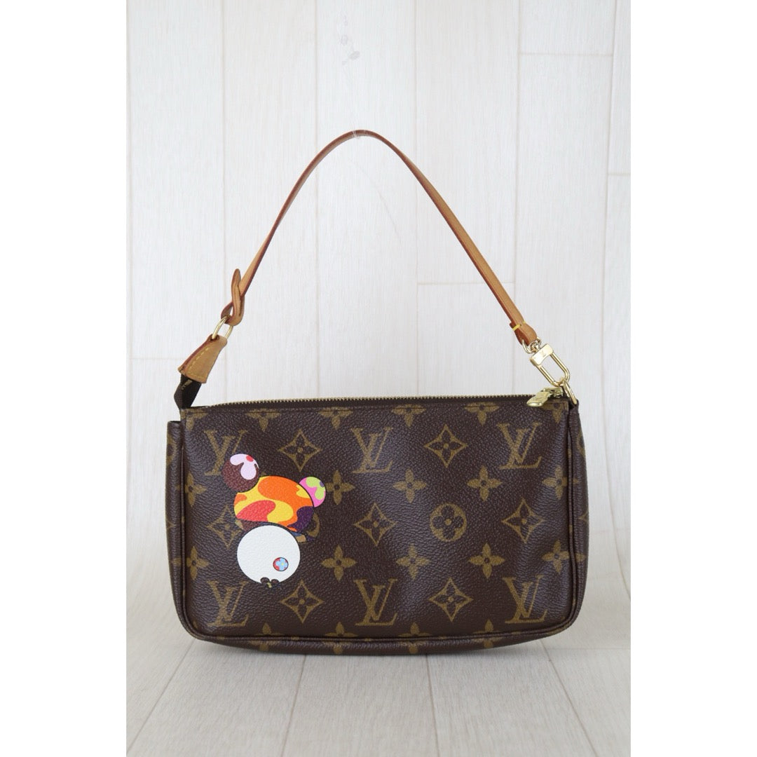 Include Entrupy Certificate of Authenticity｜Good ( Rank AB) ｜ Louis Vuitton Takashi Murakam Monogram Panda Pochette Accessoire｜S26083021