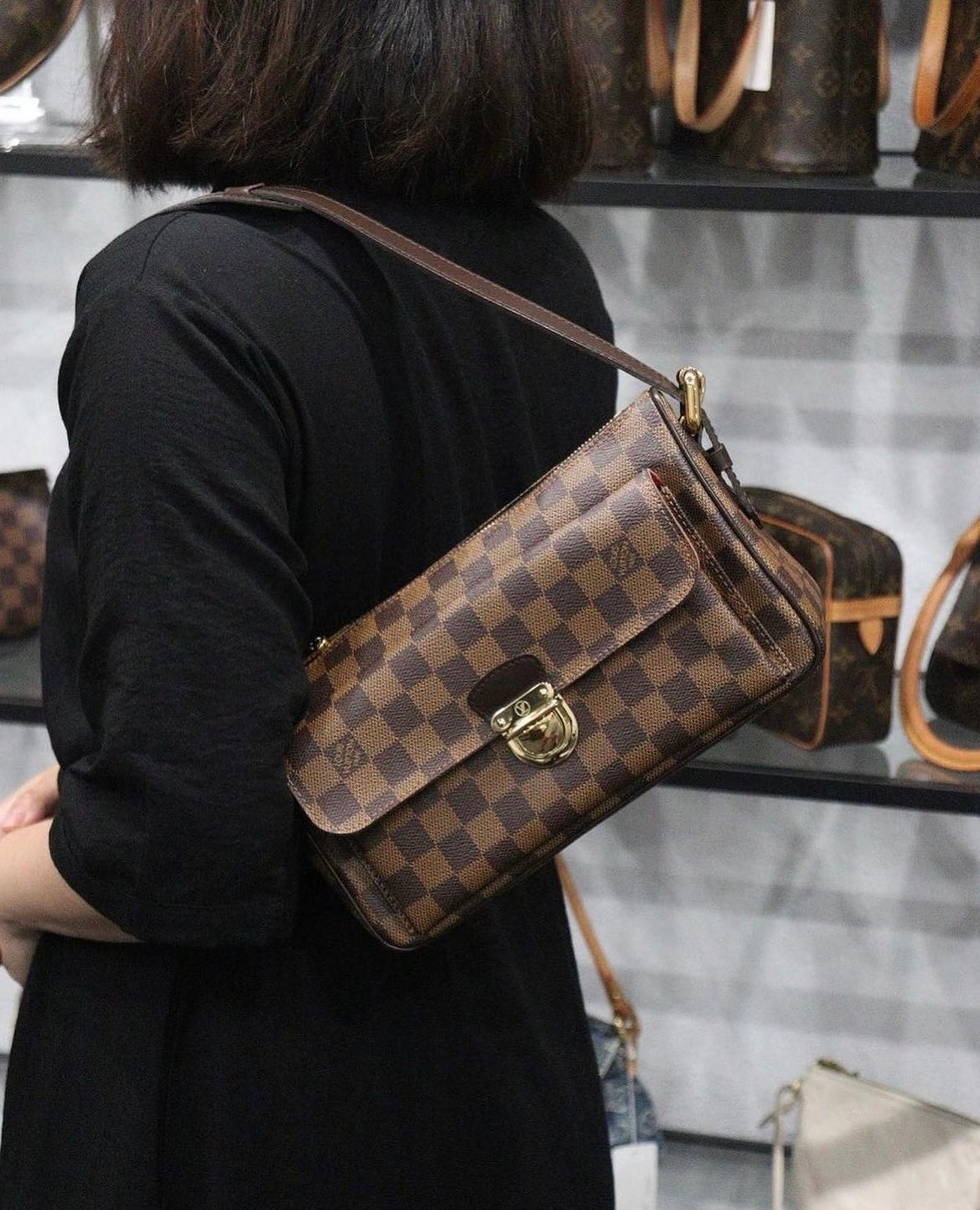 Rank AB ｜ LV Damier Lavello GM Shoulder Bag｜23101102