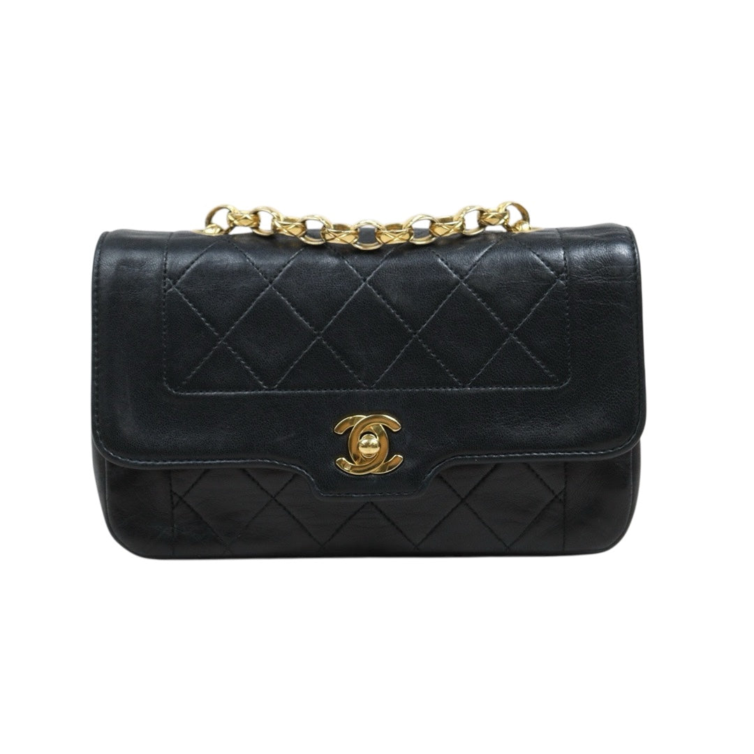Include Entrupy Certificate of Authenticity｜Good ( Rank AB)｜ CHANEL  Lamb Skin Mini Diana  Chain Shoulder Bag Made in 1989-1991Year｜26051305