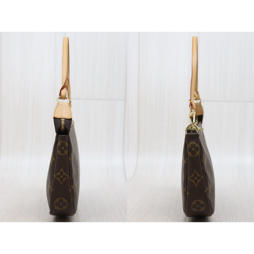 Very Good ( Rank A)｜LV Monogram Pochette Accessoires ｜25111315