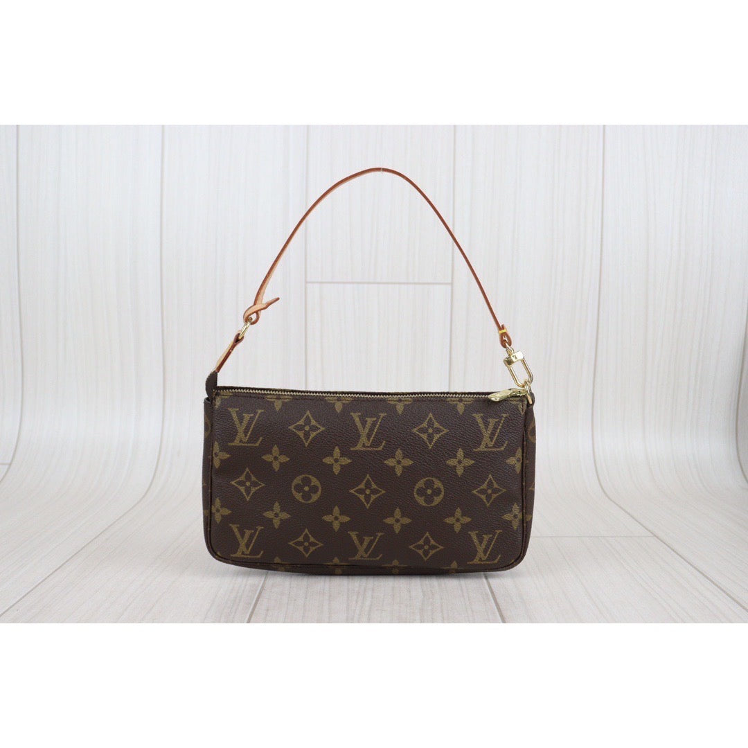 Rank A ｜ LV Monogram Pochette Accessoires ｜V23092813