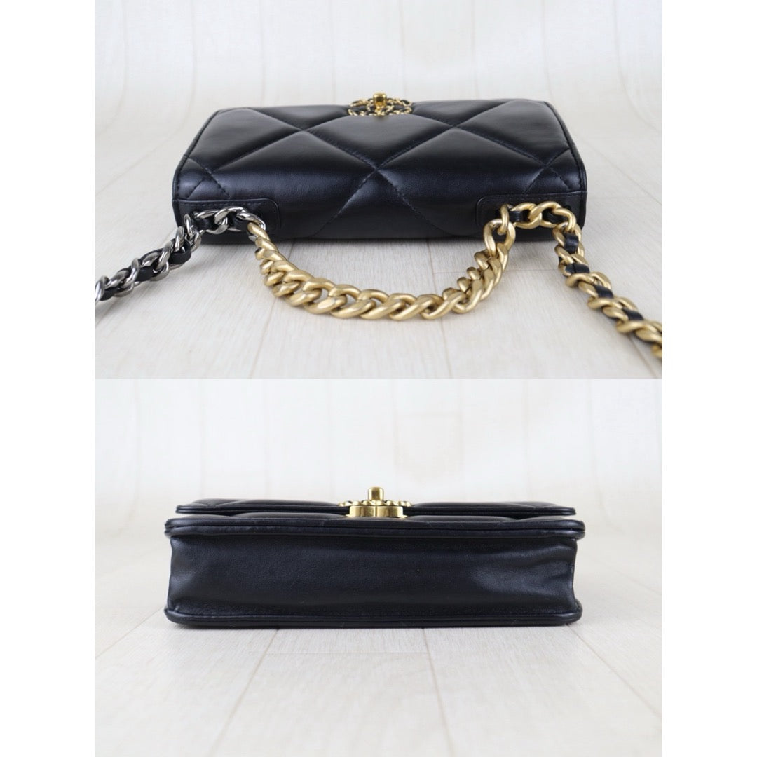 Include Entrupy Certificate of Authenticity｜Very Good ( Rank A)｜CHANEL 19bag Lambskin Black WOC Chain Bag IC Chips Model｜S26072530