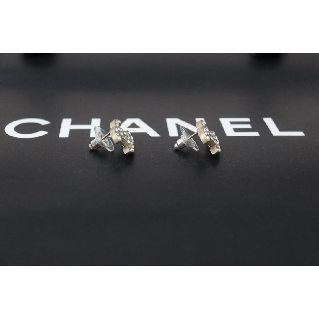 Very Good ( Rank A) ｜ CHANEL 06P Coco Mark  Rhinestone Earrings Made In 2006Year ｜V26010913