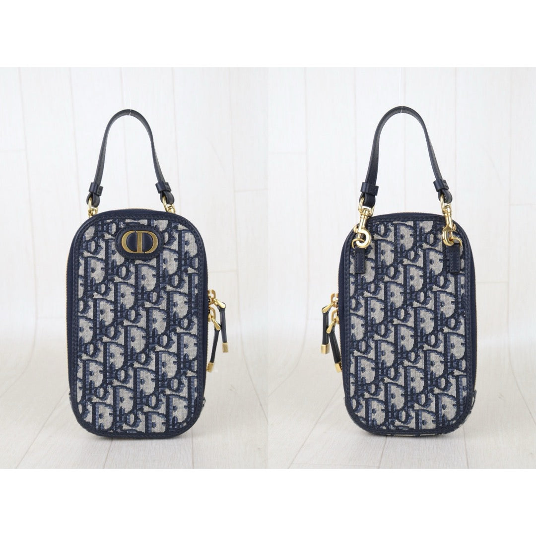 Include Entrupy Certificate of Authenticity｜Very Good ( Rank A)｜Dior Trotter 30 Montaigne Phone Holder｜S26051516