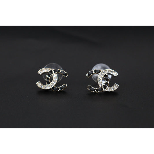 Very Good ( Rank A) ｜CHANEL COCO Mark Satin cc Chain Diamond Earrings ｜V25052510