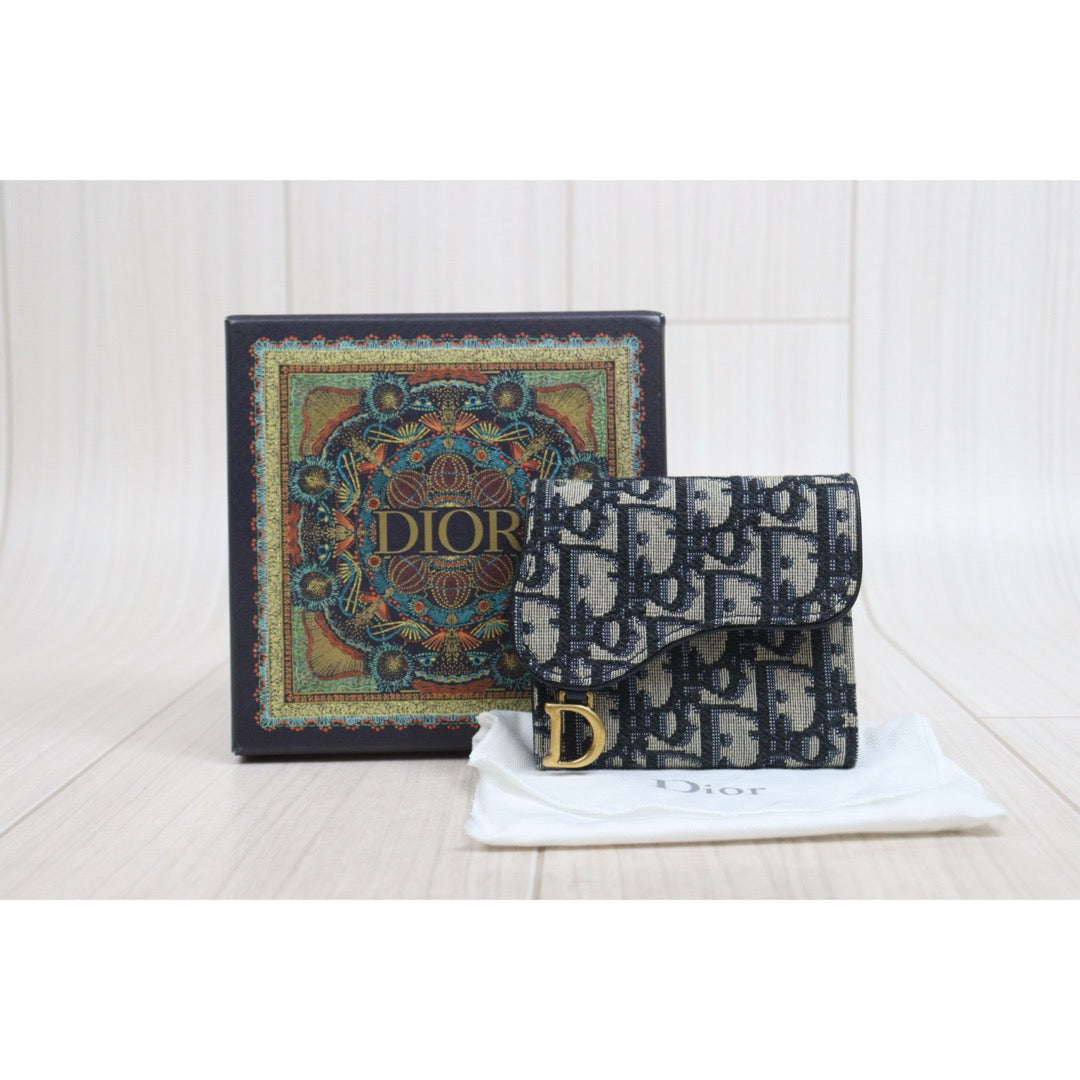 Include Entrupy Certificate of Authenticity｜Very Good ( Rank A)｜Dior Trotter Montaige  Oblique Saddle Lotus Wallet ｜26081807