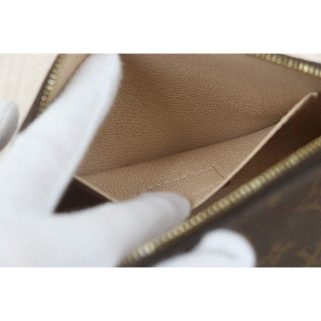 Include Entrupy Certificate of Authenticity｜Good ( Rank AB)｜Louis Vuitton Monogram Toilret Pouch ｜26072107