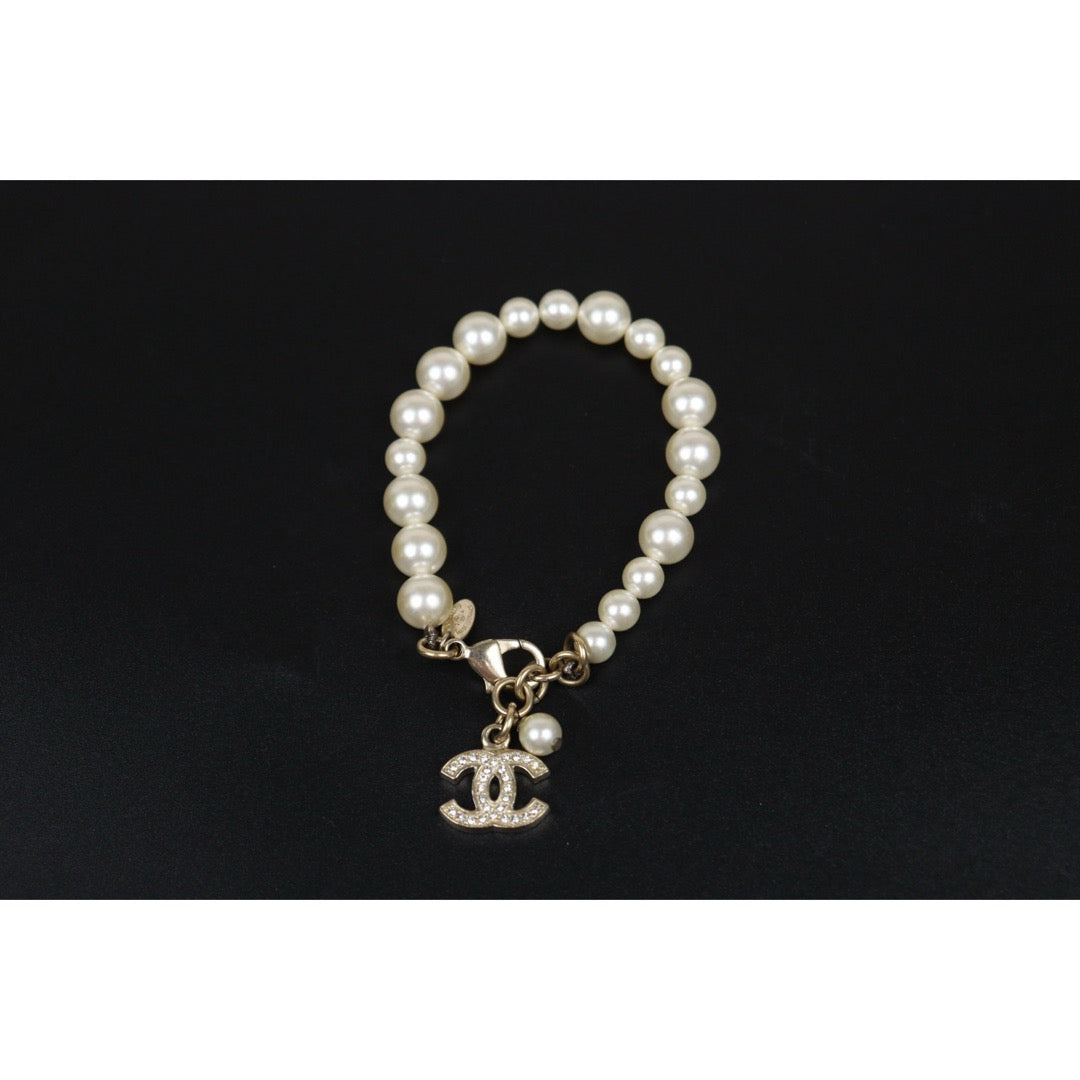 Good ( Rank AB)｜ CHANEL Coco Mark Pearl Rhinestone  Bracelet｜V25091610