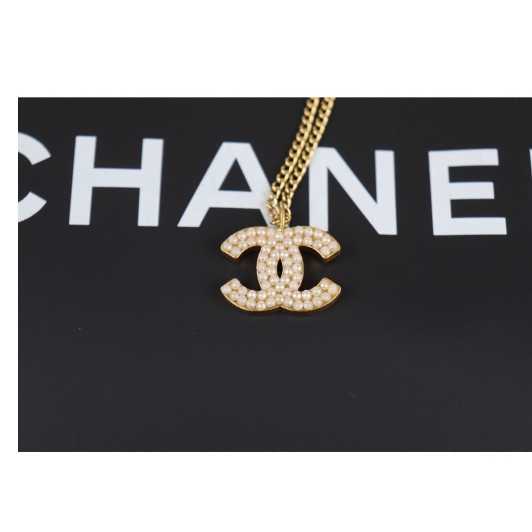 Rank A ｜ CHANEL Coco Pearl  Necklace｜V24010512