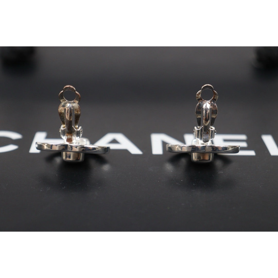 Good ( Rank AB) ｜CHANEL Vintage Silver Plating Earrings Made In 1996 Year PM｜25120807
