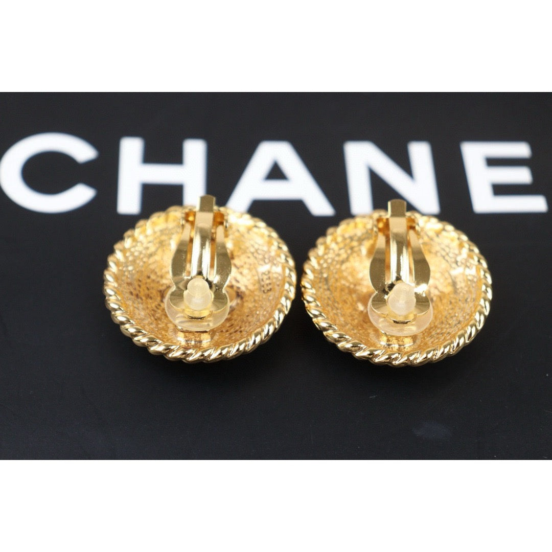 Very Good ( Rank A) ｜CHANEL Coco Mark Gold 24 Plated Earrings ｜Y24080206