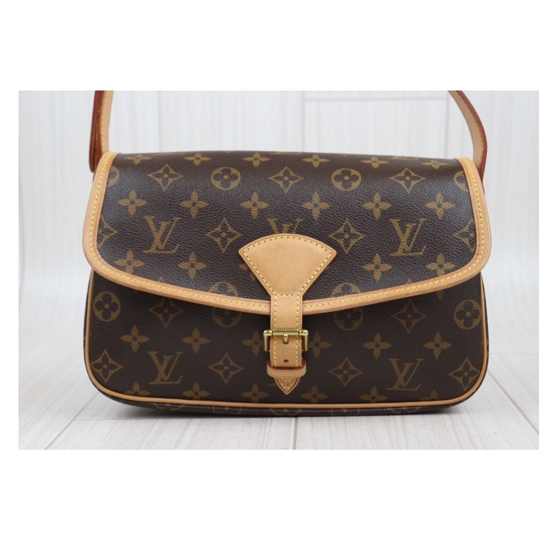 Rank A ｜LV Monogram Sologne ShoulderBag｜23110702