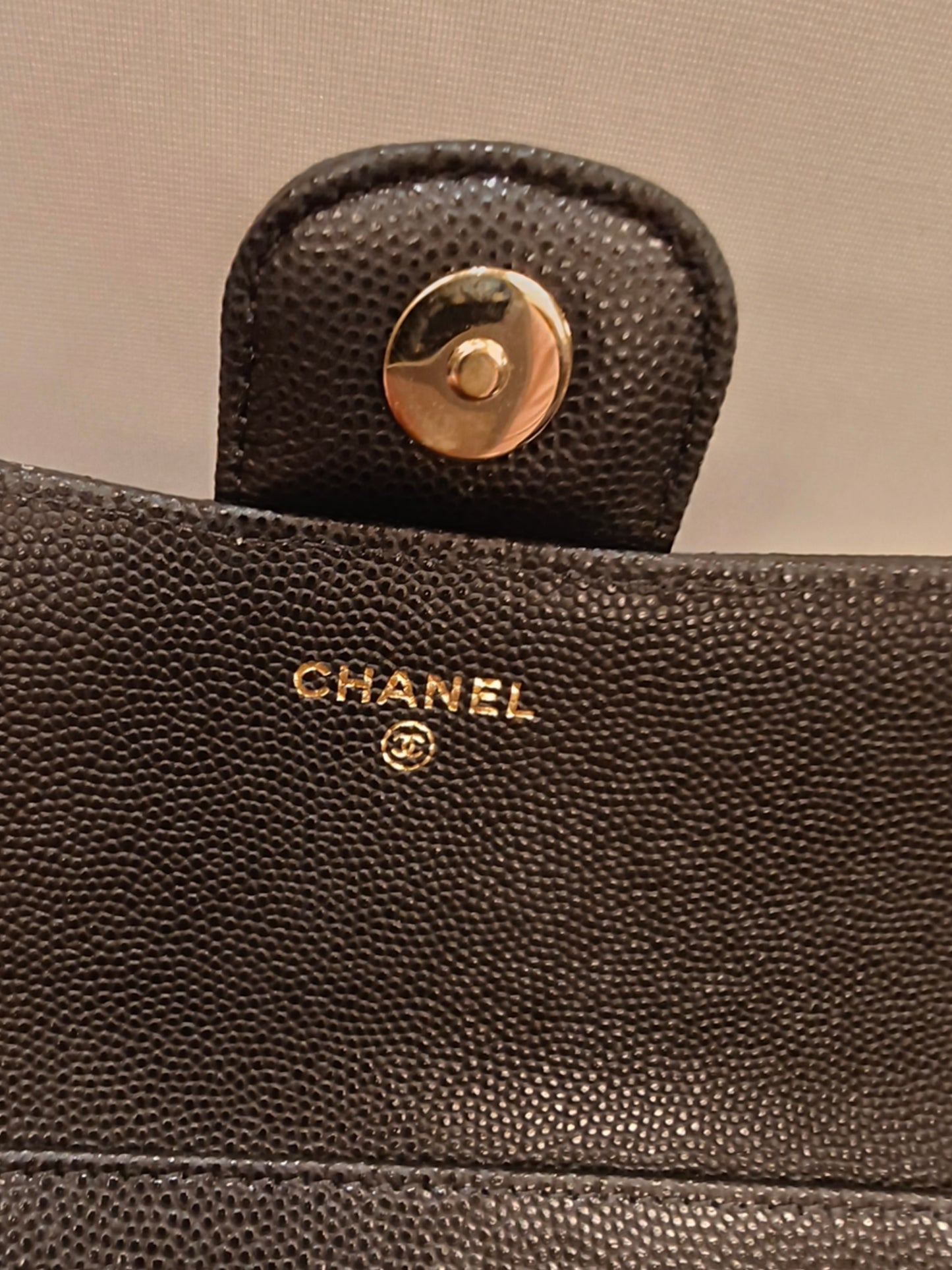 Include Entrupy Certificate of Authenticity｜Very Good ( Rank A)｜ CHANEL Caviar Skin  Calf Leather Black Shouldrr Bag